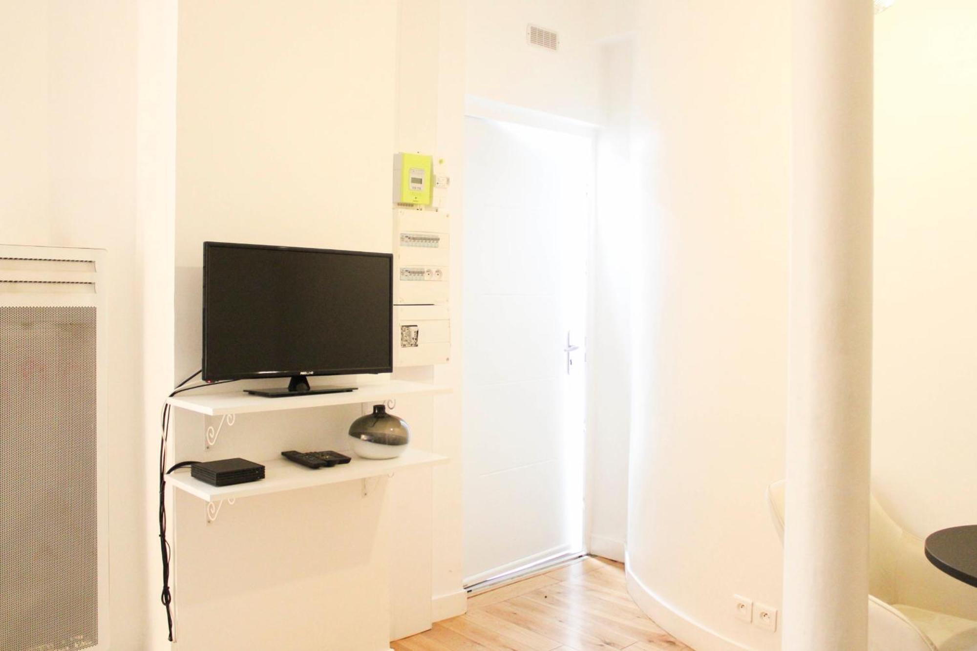 Bright And Comfortable Near Bercy Appartamento Parigi